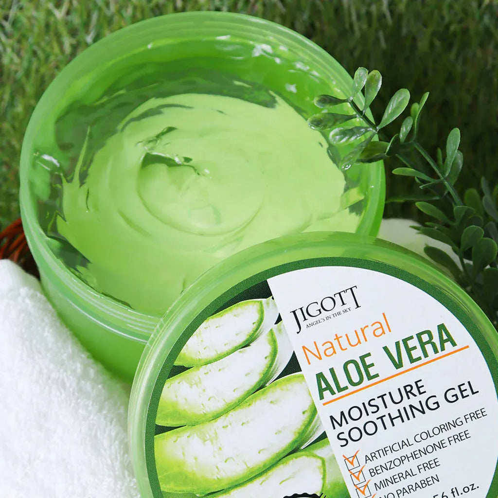Jigott Natural Aloe Vera Moisture Soothing Gel 300ml
